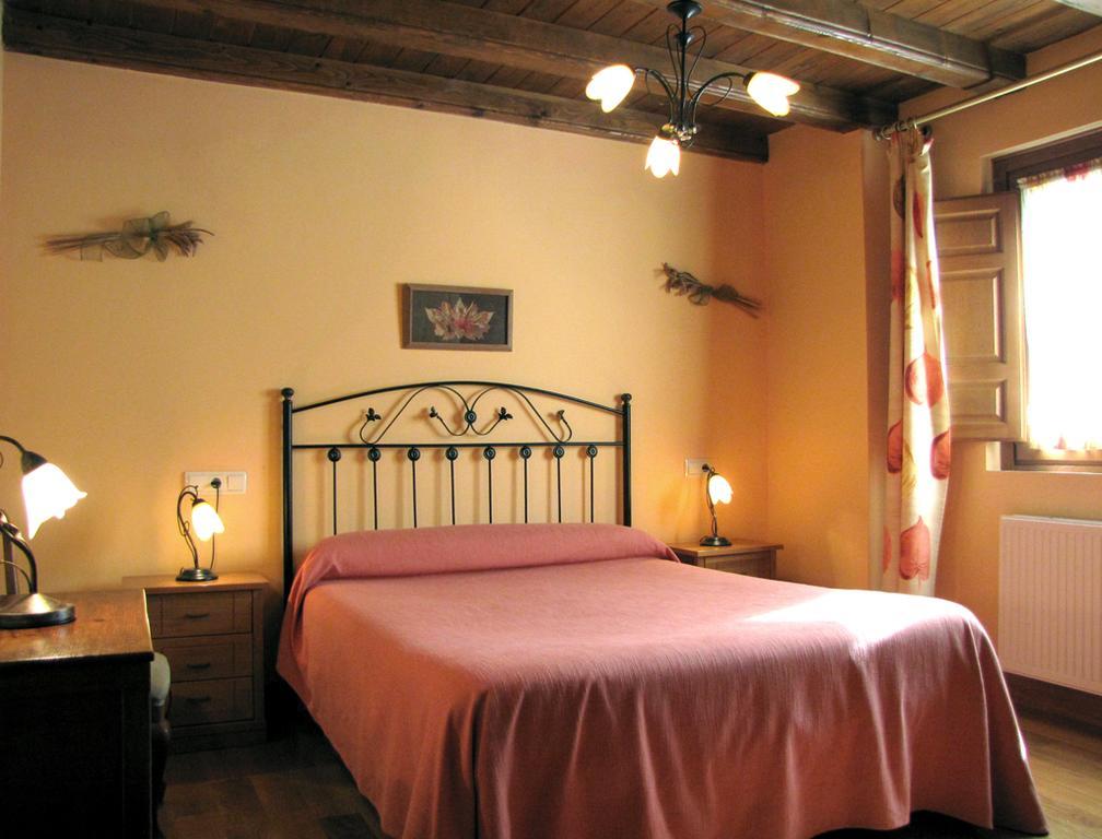 Casa Rural Burret ξενώνας Ochagavía Εξωτερικό φωτογραφία